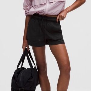 lululemon Dance Studio High-Rise Black 3.5 Shorts Size 8